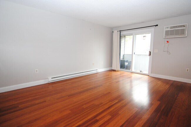 Building Photo - 108 Eastern Ave