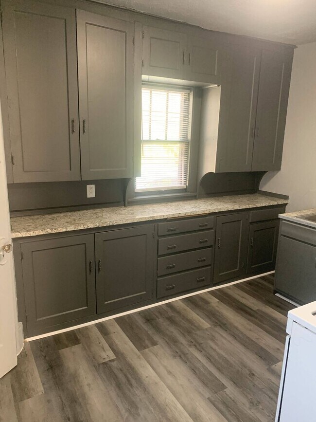 Building Photo - 3146 Mason St