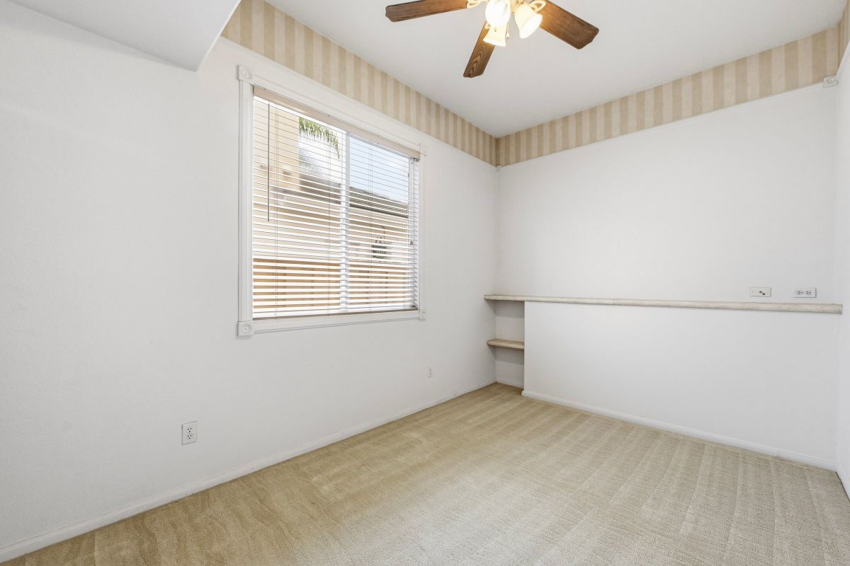 Building Photo - 5643 Willowmere Ln