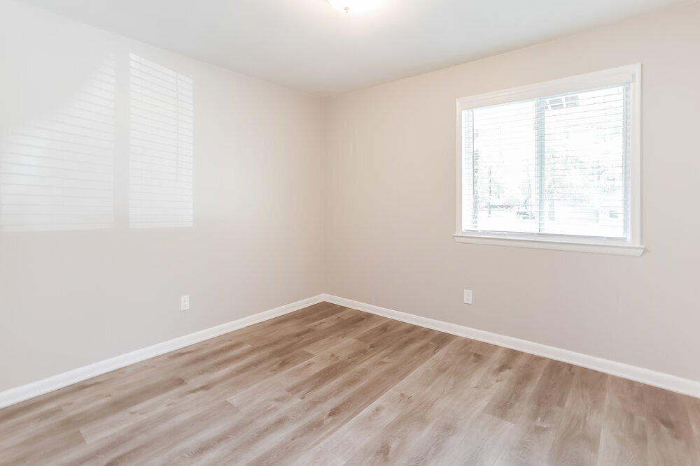 Building Photo - 102 Dove Rise