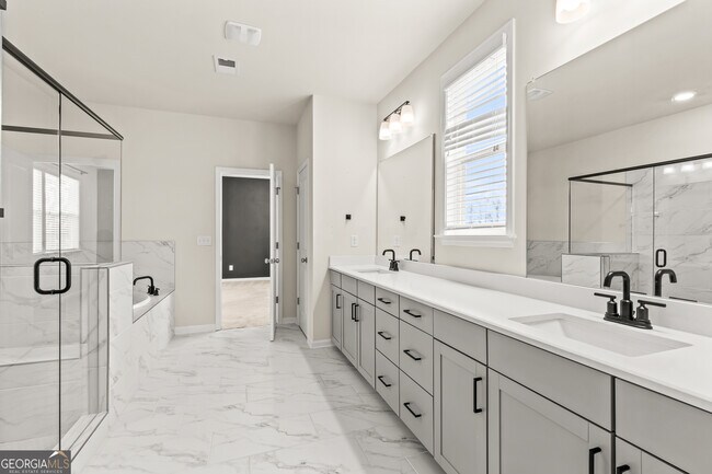 Building Photo - 416 Kinross Ln