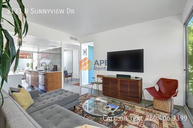 Building Photo - 3133 N Sunnyview Dr