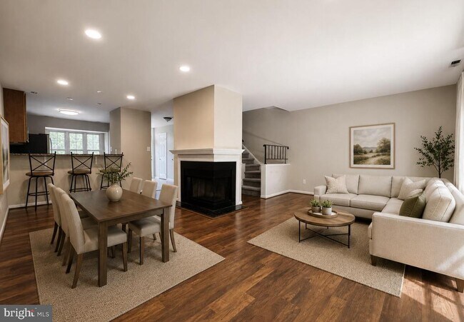 Building Photo - 4037 Summer Hollow Ct