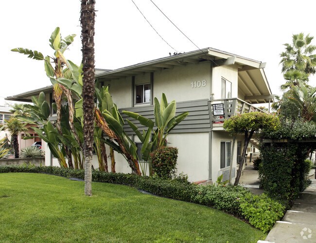 Primary Photo - Monterey Gardens