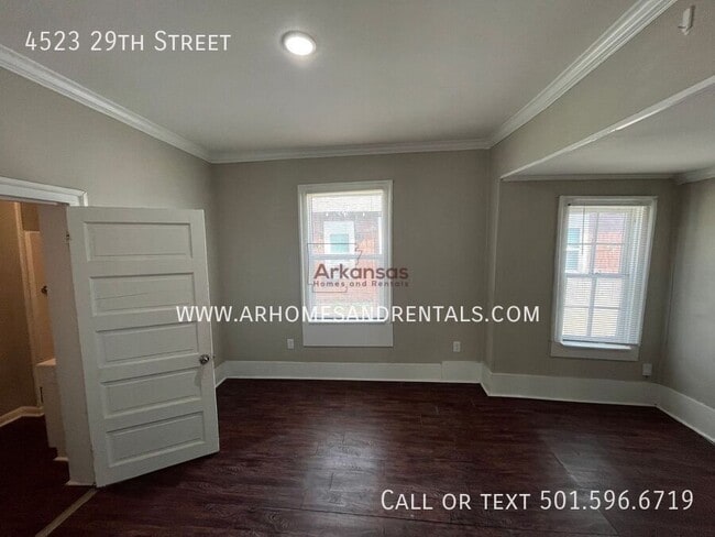 Building Photo - 4523 W 29th St