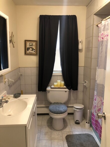 Building Photo - 97 6th Ave