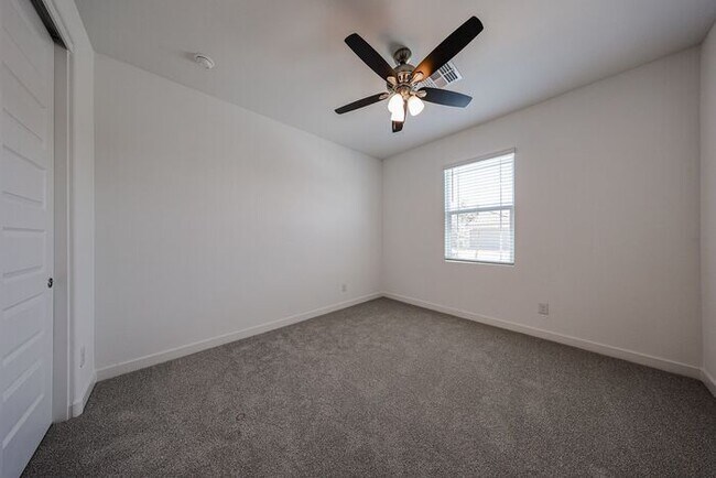 Building Photo - NEW 5 Bedroom 3 Bathroom Home Available fo...