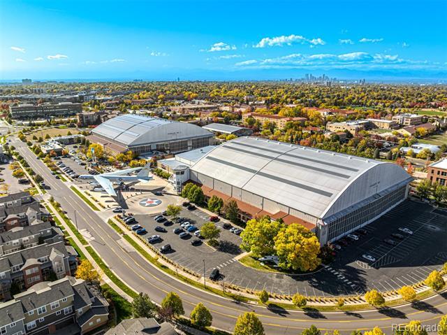 Building Photo - 6618 E Lowry Blvd