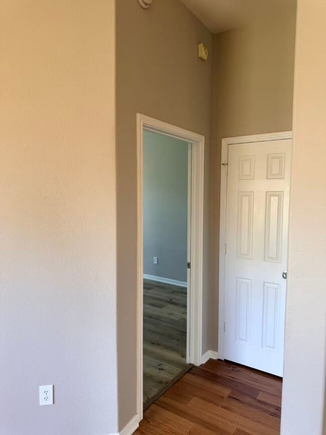 Building Photo - 26327 Whittmore Fields Dr