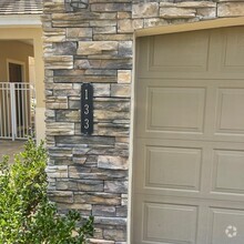 Building Photo - 133 Hedgewood Dr