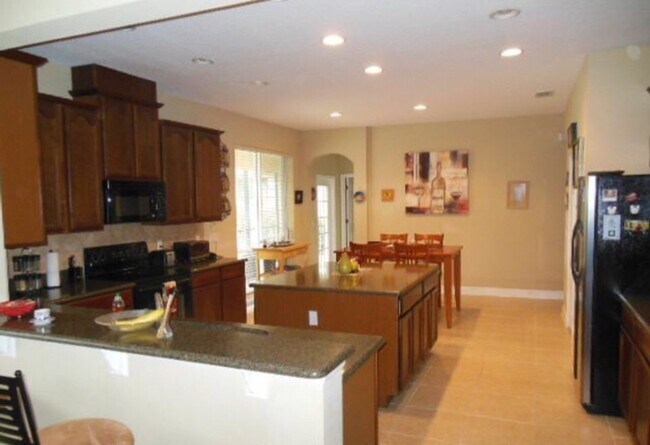 Building Photo - 7590 Brightwater Pl