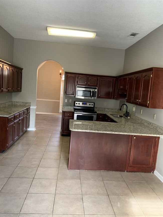 Building Photo - 9003 Chimneyrock Blvd.