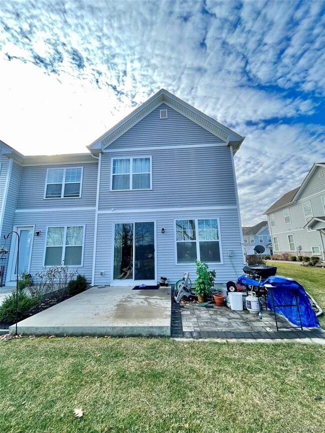 Building Photo - 141 Meadow View Dr