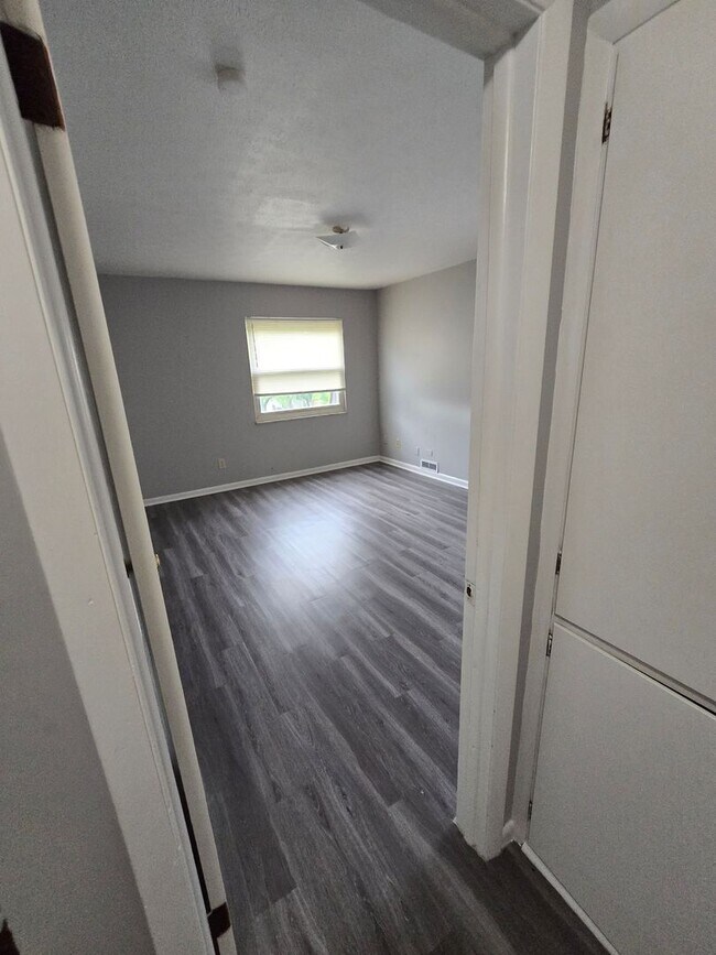 Building Photo - 3674-3680 SOUTH MCCARLEY DRIVE