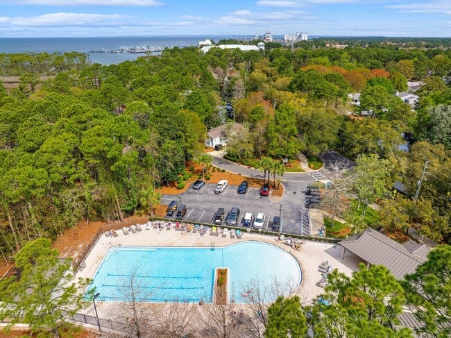 Building Photo - 8983 Heron Walk Dr