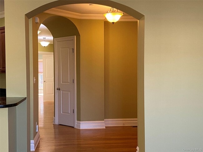 Building Photo - 16 Nicole Ct