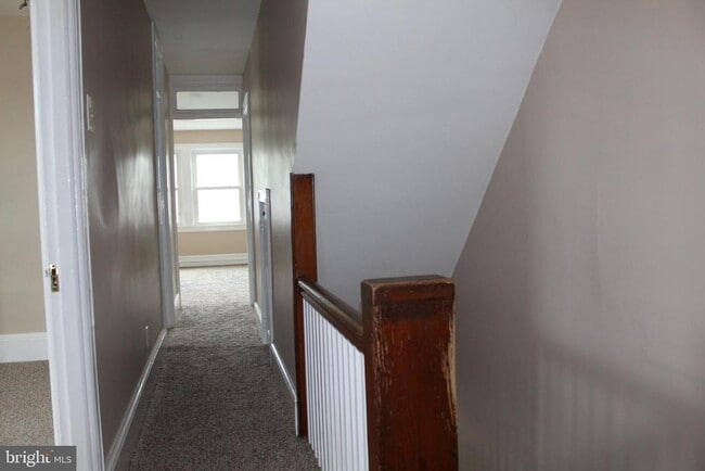 Building Photo - 23 W 2nd St