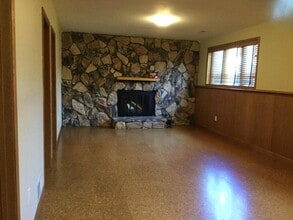 Building Photo - 3991 Whiting Ln