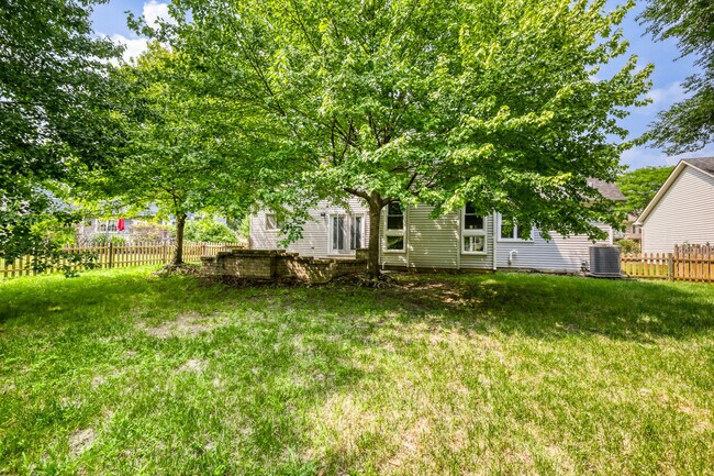 Building Photo - 2805 Breckenridge Cir