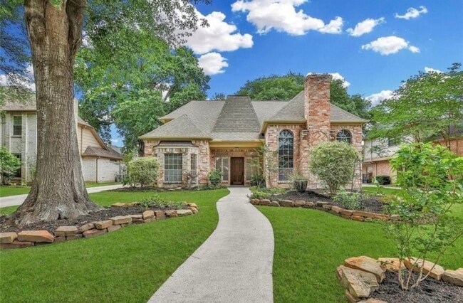 Building Photo - 12922 Lentando Dr
