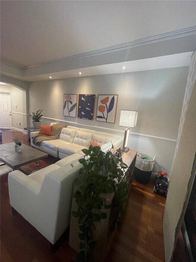 Building Photo - 8956 W Flagler St