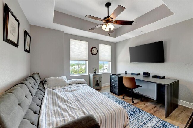 Building Photo - 501 Haben Blvd