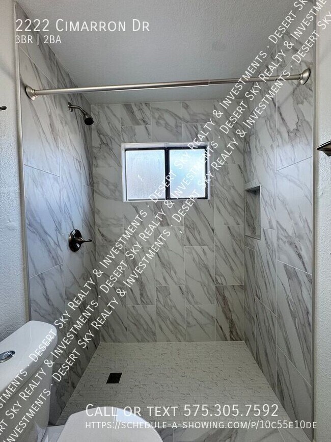 Building Photo - 2222 Cimarron Dr