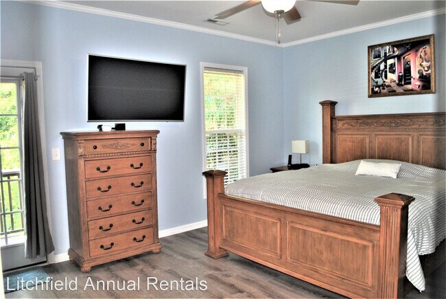 Building Photo - 2 br, 2.5 bath House - 72 Haint Place