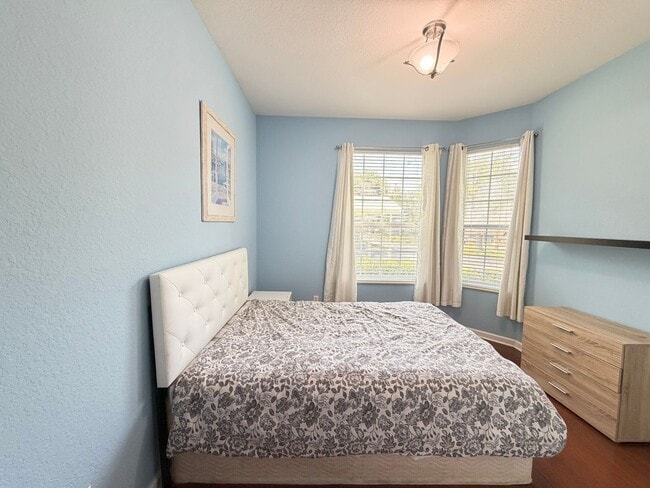 Building Photo - 6466 Cava Alta Dr