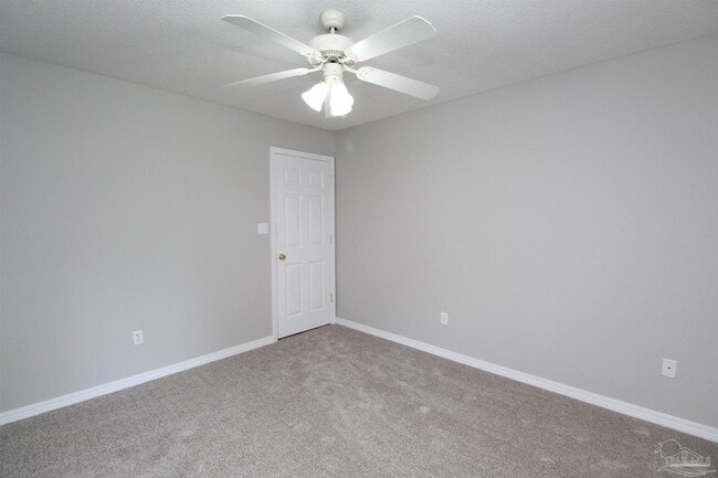 Building Photo - 6517 Handy Dr