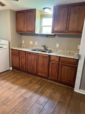 Building Photo - 6710 Phillips Ln