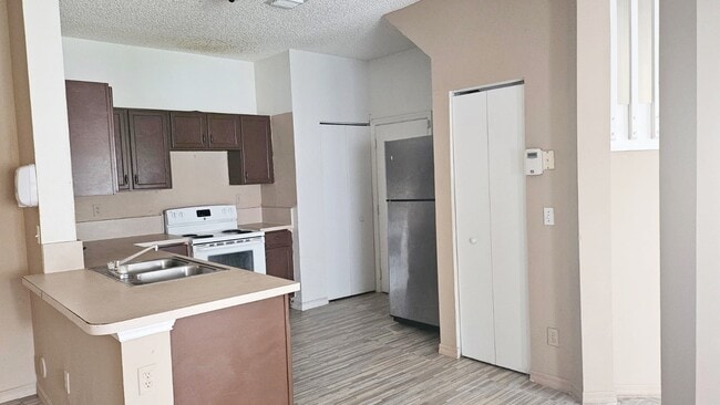 Building Photo - 10161 SW 21 Street #10161