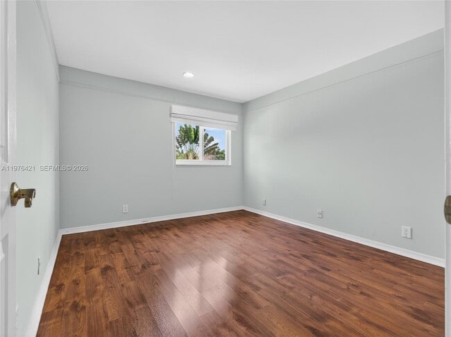 Building Photo - 1008 Highland Meadows Dr