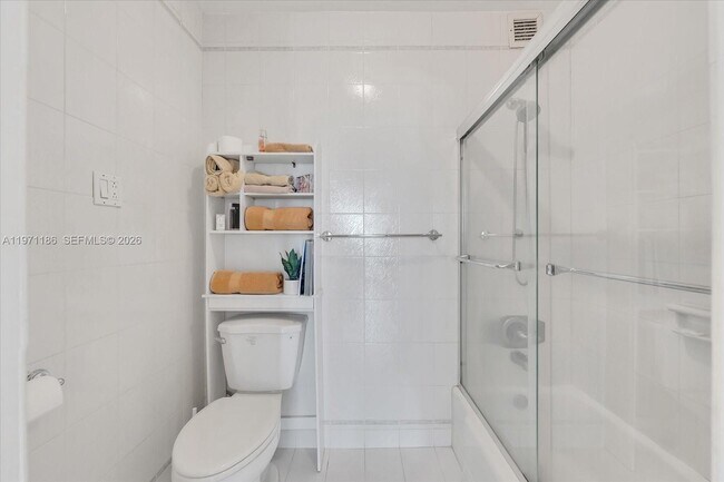 Building Photo - 2451 Brickell Ave