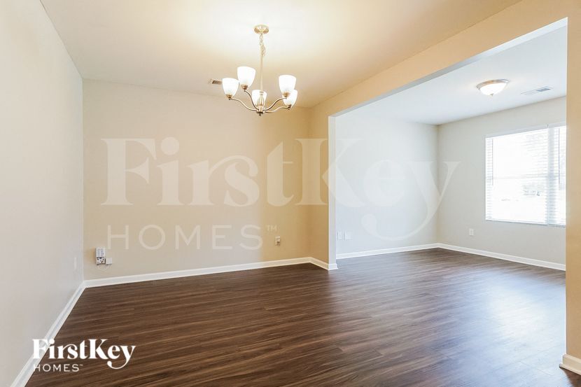 Building Photo - 244 Polo Field Way