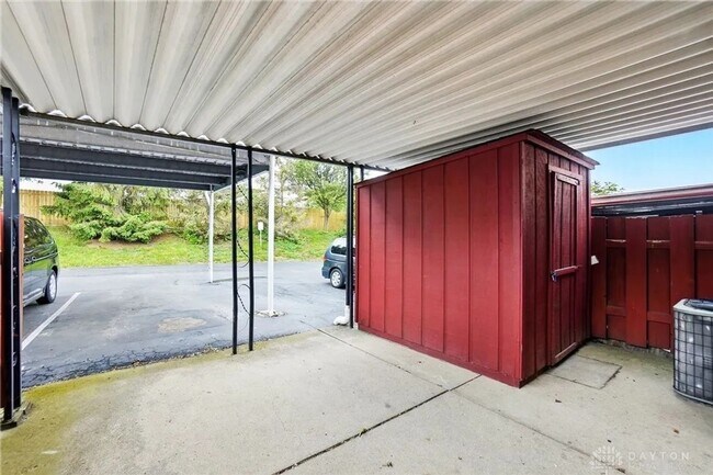 Building Photo - Charming 2BR Condo in Heart of Centerville
