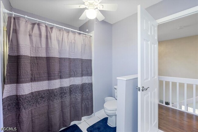 Building Photo - 13870 Silver Lake Ct