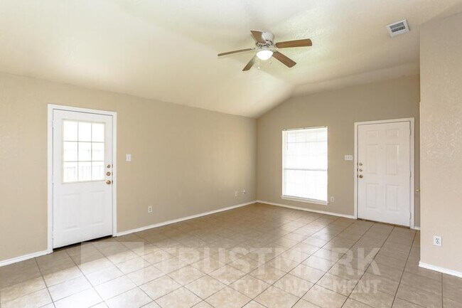 Building Photo - 4409 July Dr