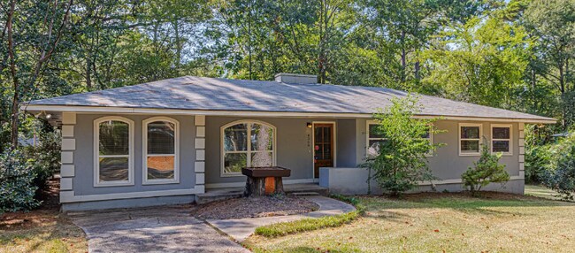 Building Photo - 4309 Forest Park Dr