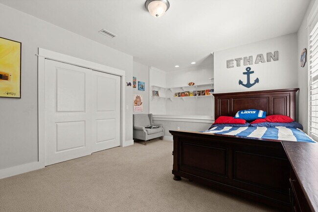 Building Photo - 4319 Sunset Beach Cir