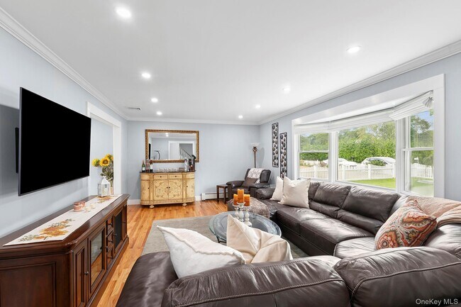 Building Photo - 48 Fanning Ave