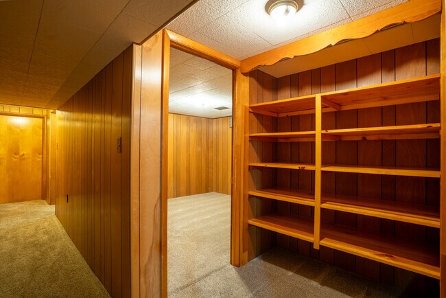 Building Photo - 182 S 800 E