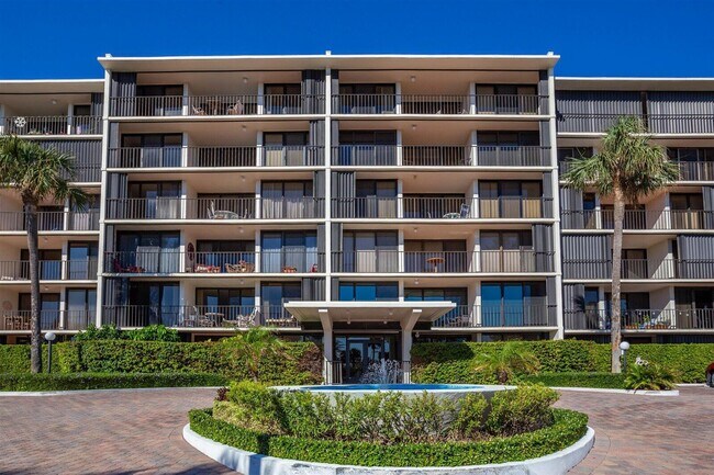 Building Photo - 225 S Beach Rd