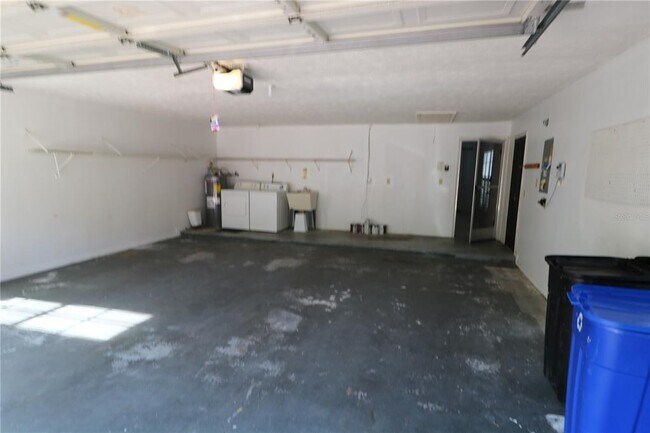 Building Photo - 5424 Saddlebrook Way