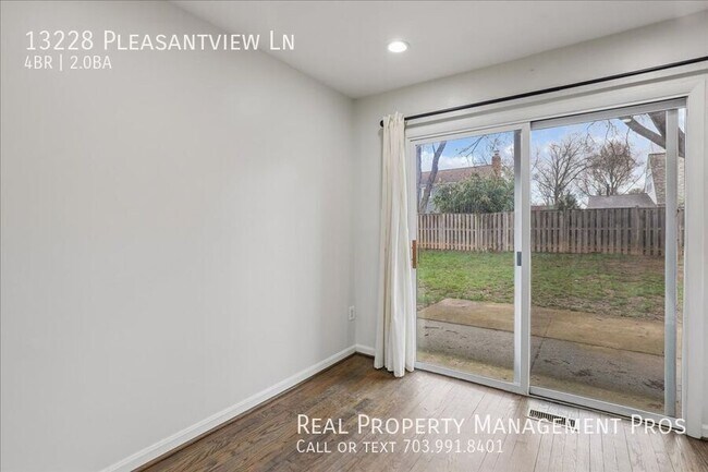 Building Photo - 13228 Pleasantview Ln