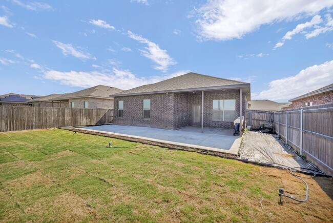 Building Photo - 1103 Masquerade Blvd