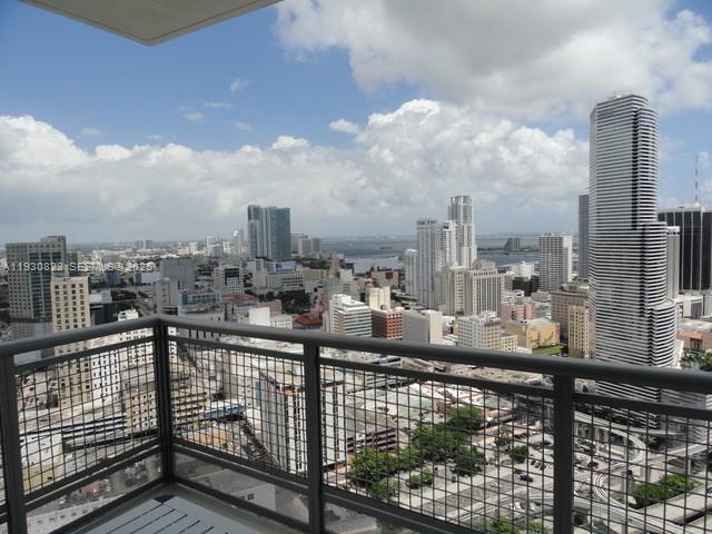 Building Photo - 350 S Miami Ave