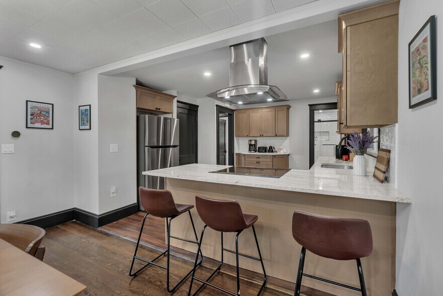 Building Photo - 50 Sprague St