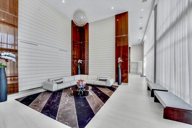 Building Photo - 155 E Boca Raton Rd