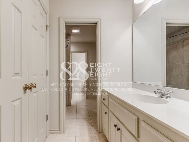 Building Photo - *TOURING NOW!* Spacious Two-Story Brick Brookhaven Beauty 3 Bed/2.5 Bath with All the Extras!
